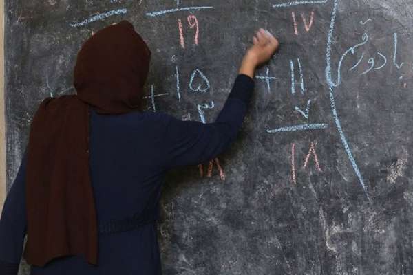 খুলল আফগানিস্তানের স্কুল, নেই নারী শিক্ষক-শিক্ষার্থী