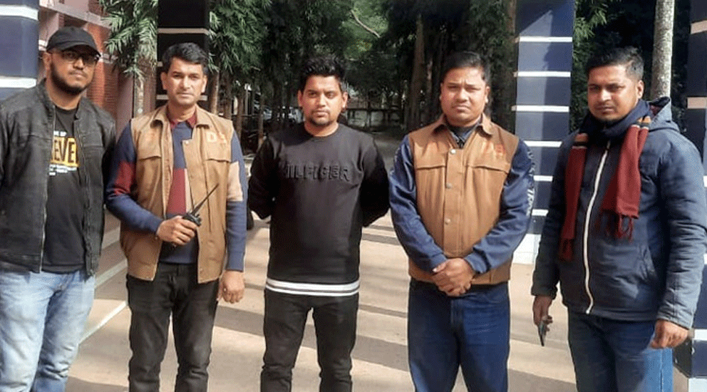 হবিগঞ্জে অ প হ র ণে র ২ দিন পর উদ্ধার ব্যাংক কর্মকর্তা : ২ লাখ টাকা মু ক্তি প ণ